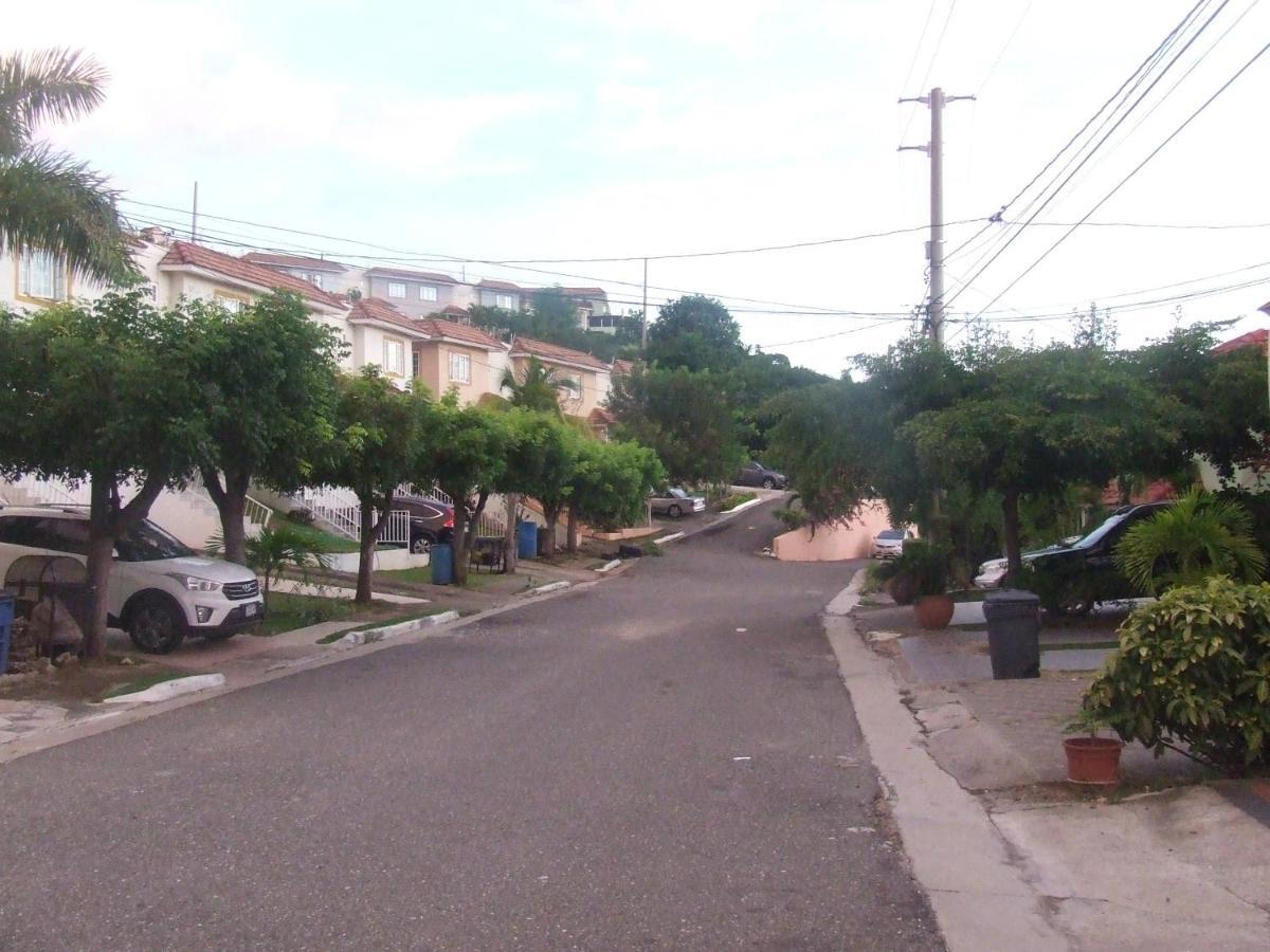 Villa Bella Vista Kingston Exterior foto